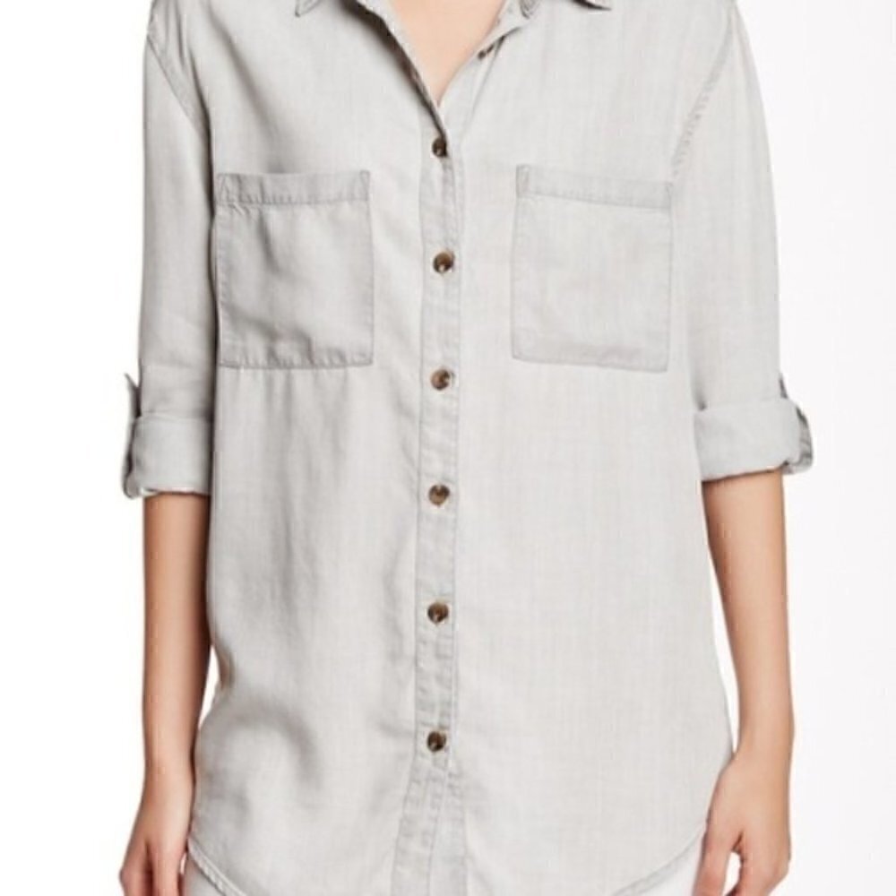 C&C California Vergara Grey Hi-Lo Chambray Shirt